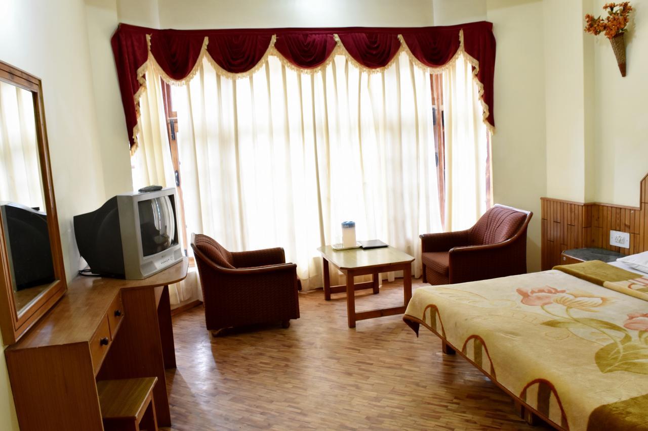 Hotel Satkar Residency Manali  Bagian luar foto