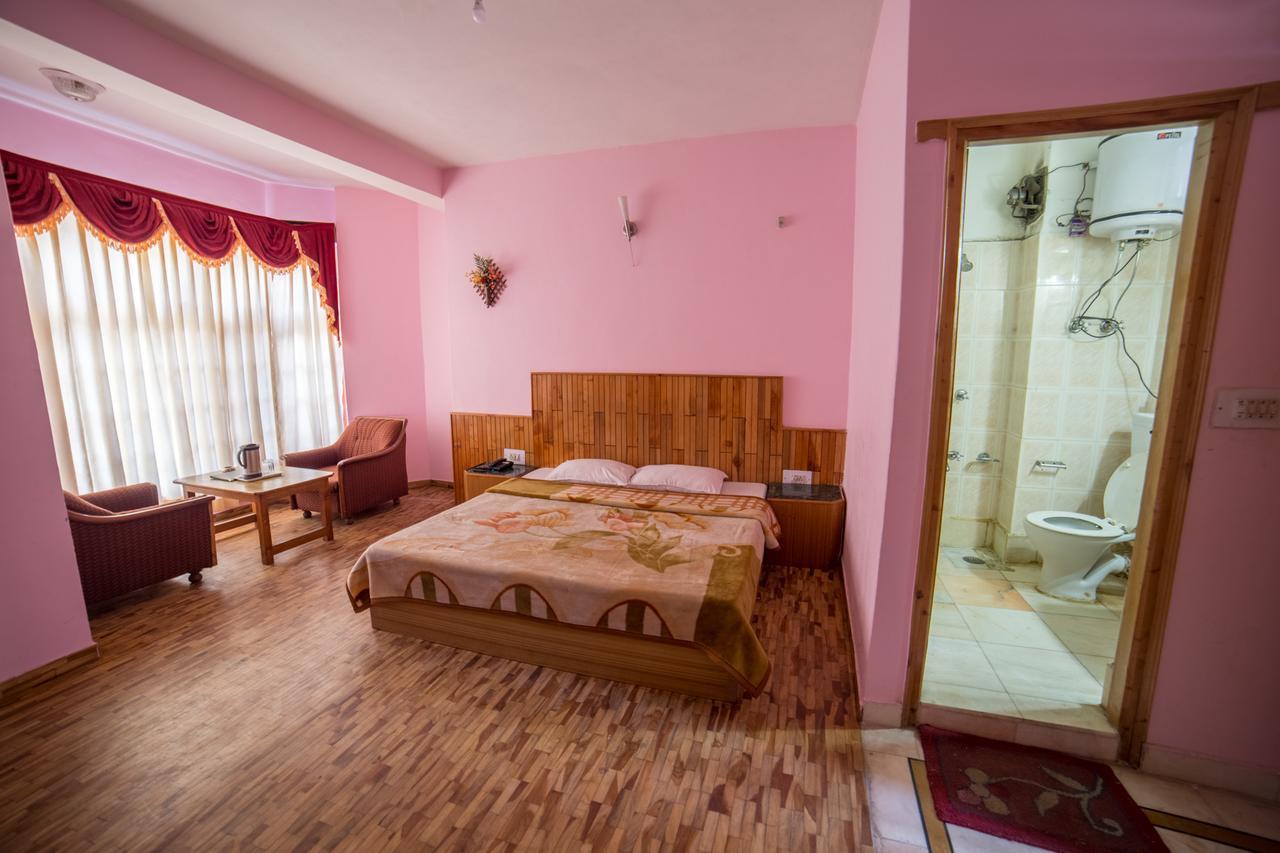 Hotel Satkar Residency Manali  Bagian luar foto