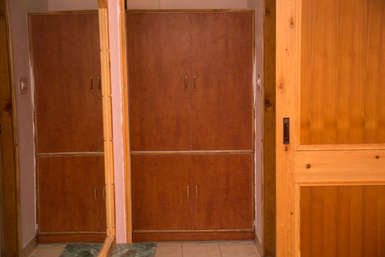 Hotel Satkar Residency Manali  Bagian luar foto